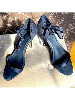💃🏻 👠 FABULOUS Stephanie McB Black Satin Ballerina Stilettos Size 8